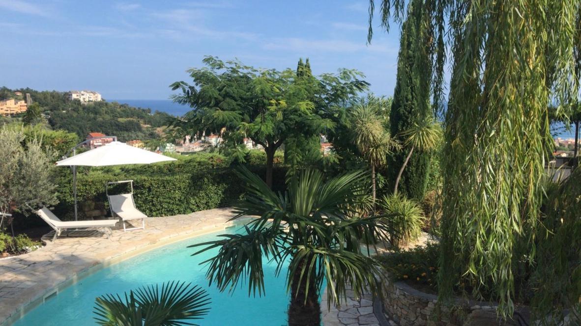 Relais San Sebastiano Villa Pietra Ligure Exterior foto